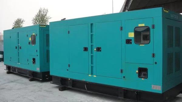 上杭康明斯400kw大型柴油二手发电机组